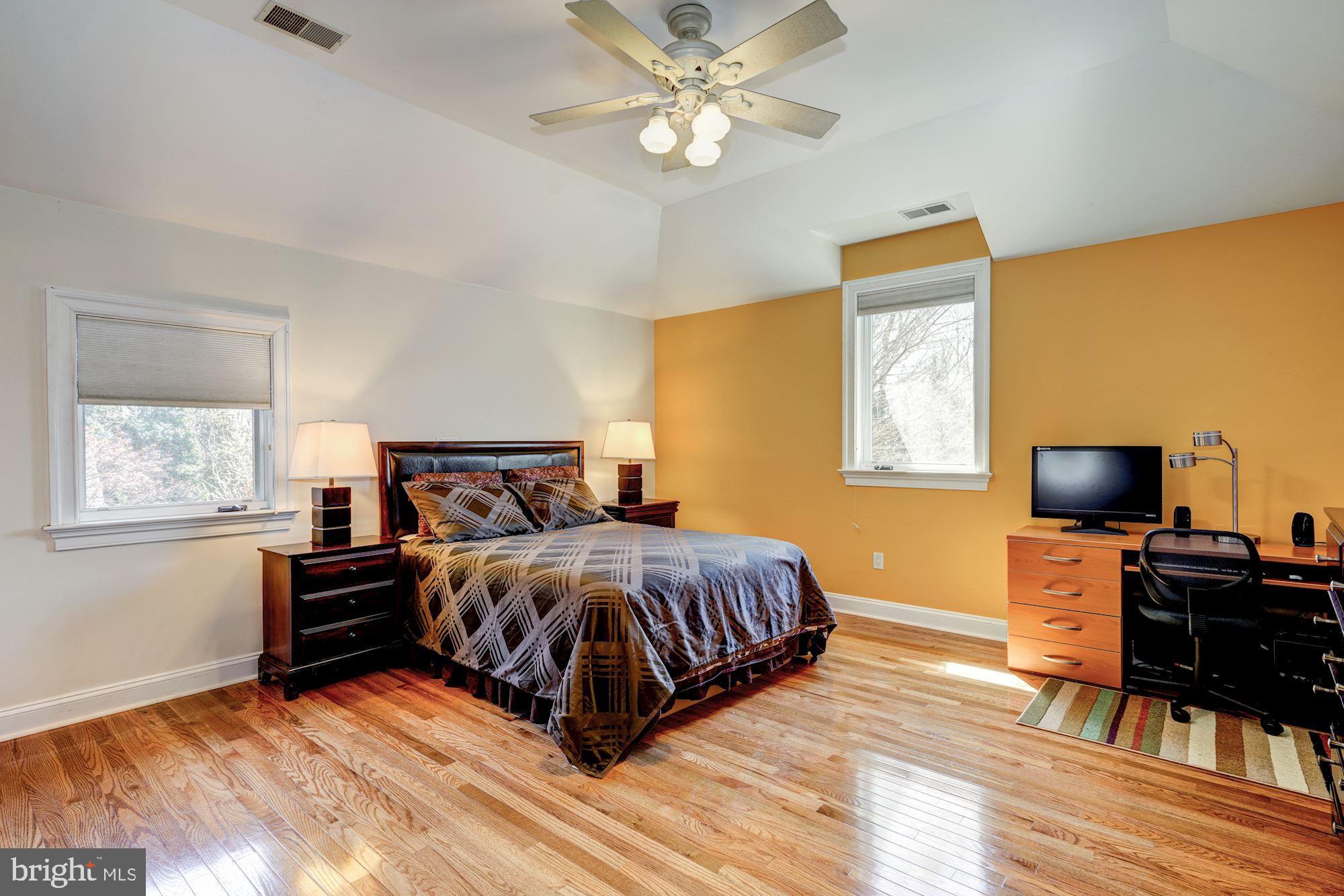 NORTH CHEVY CHASE - Residential