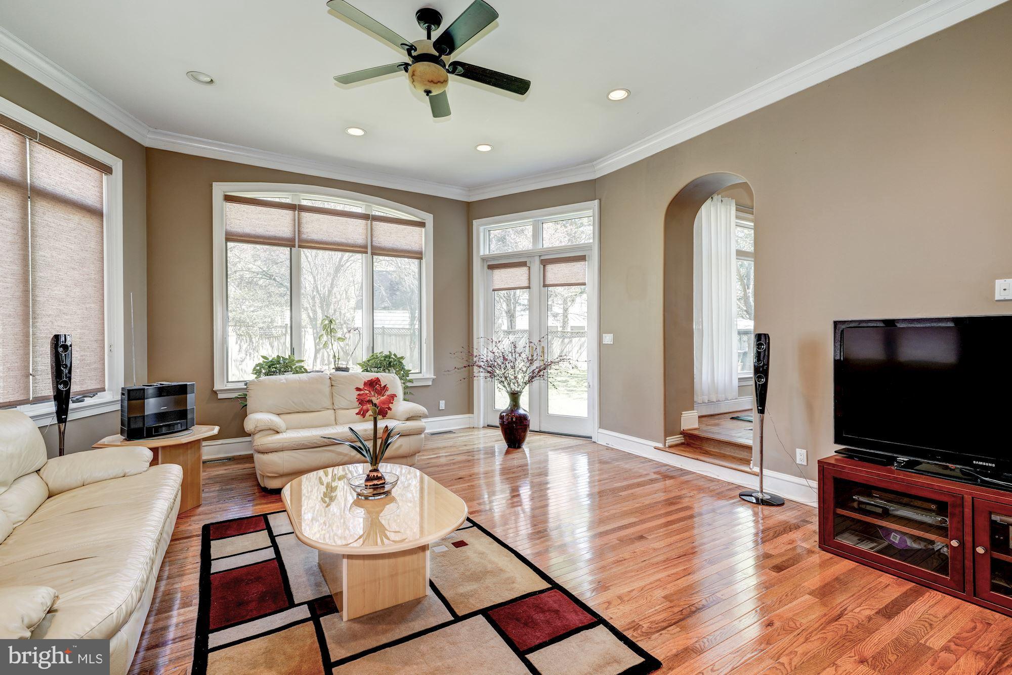 NORTH CHEVY CHASE - Residential