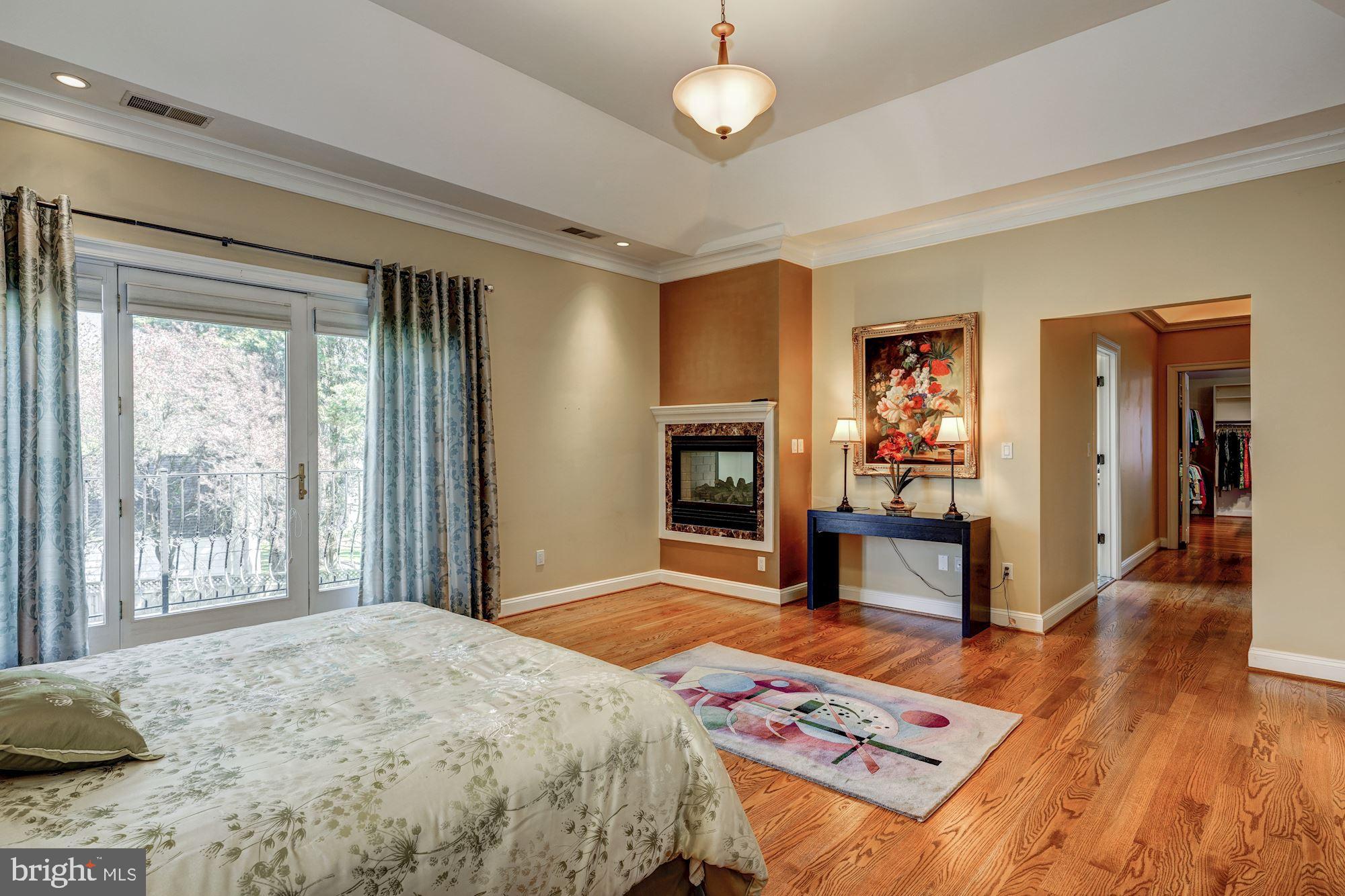 NORTH CHEVY CHASE - Residential