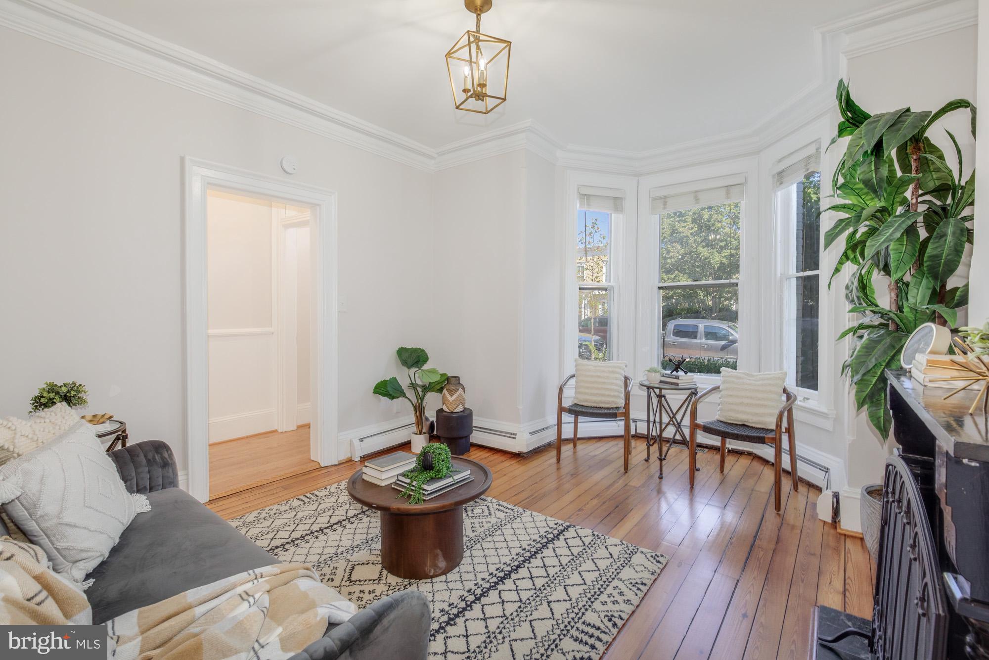 23 5TH STREET SE