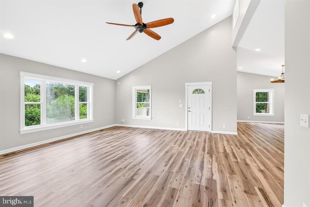 8905 SHADE TREE LANE