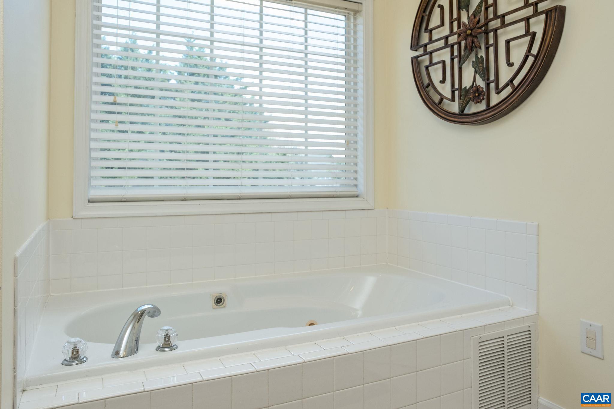 TEAVERTON - Residential