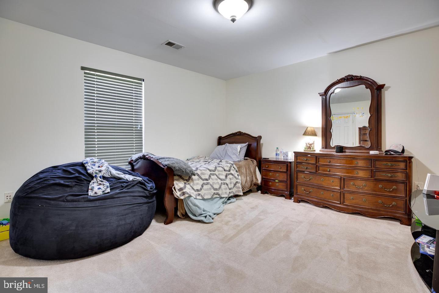 BRAEMAR - Residential Lease