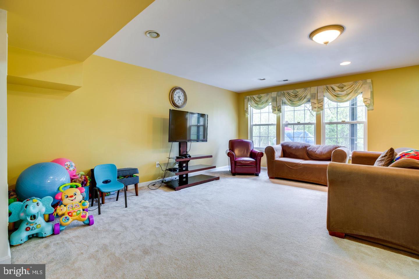 BRAEMAR - Residential Lease