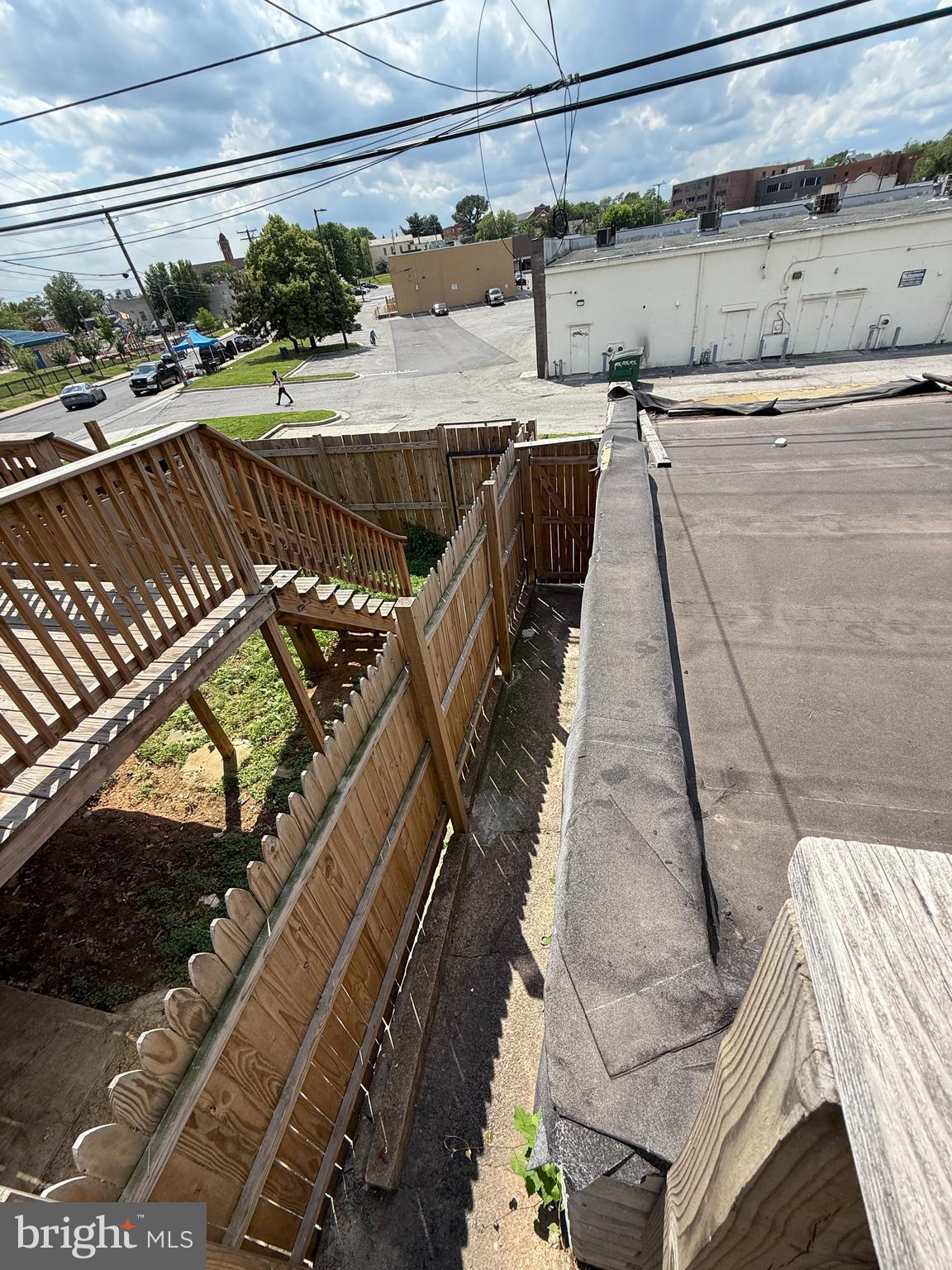 MILL HILL - Residential