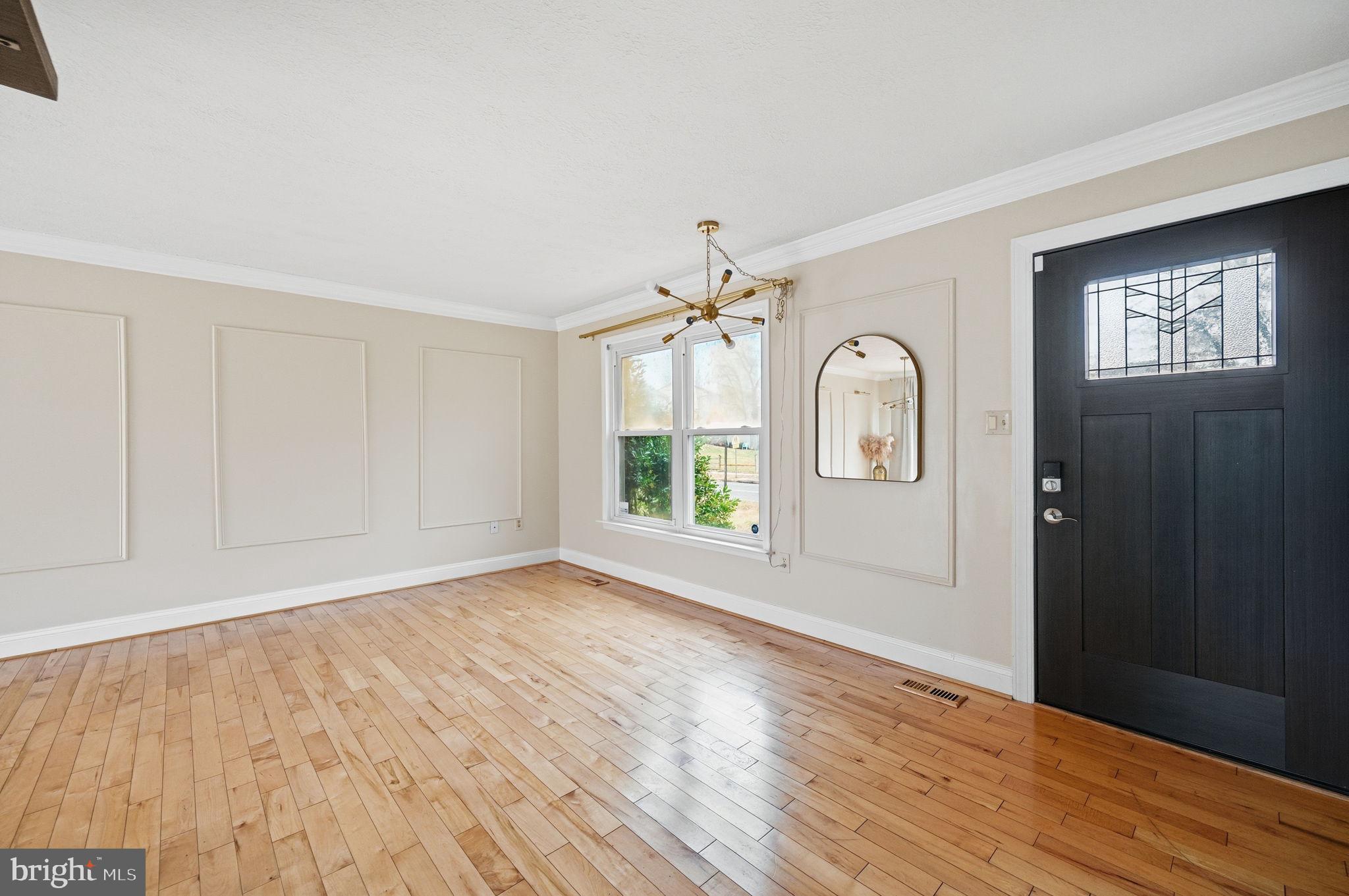 10748 HOLLAWAY DRIVE