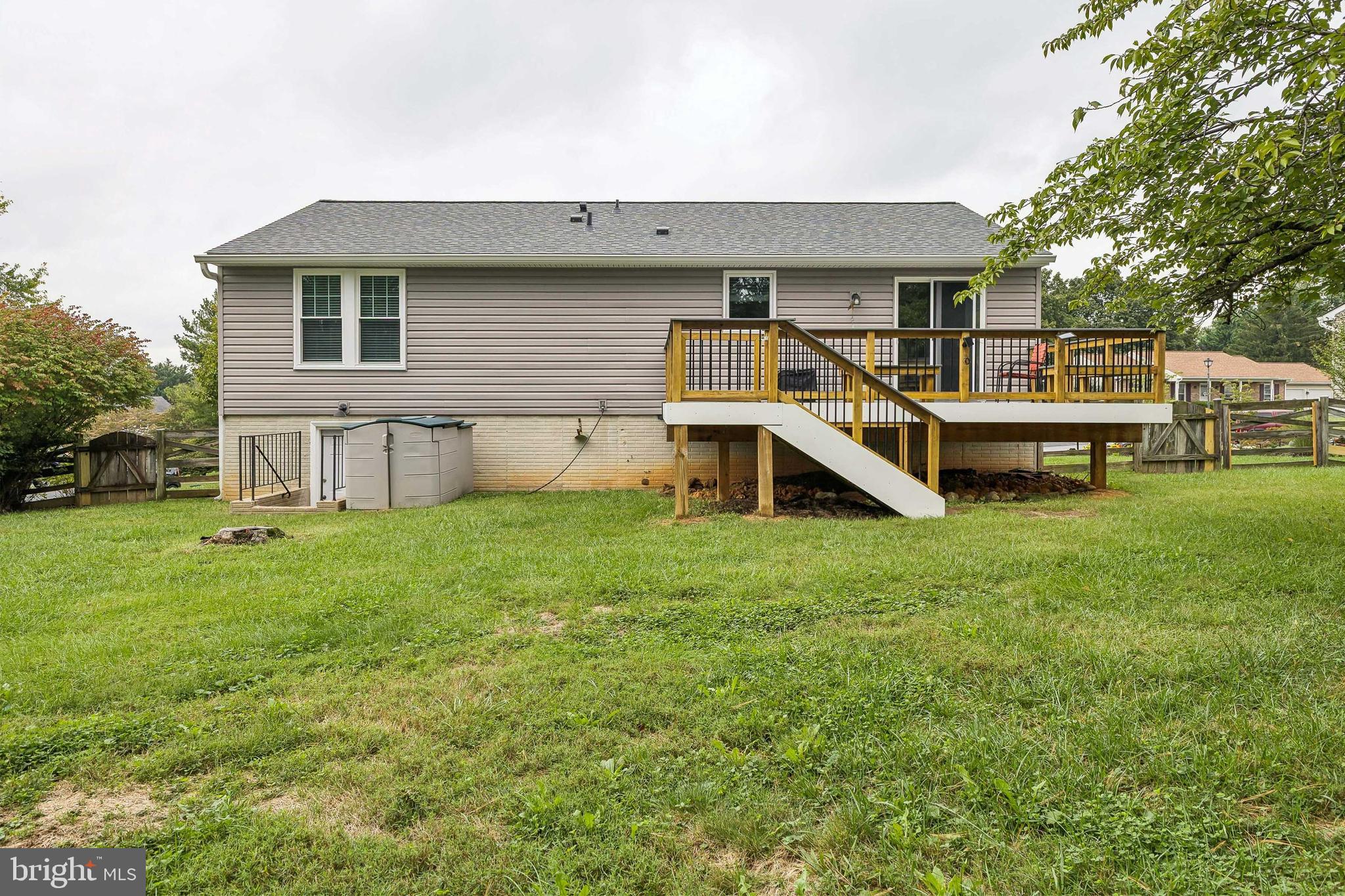 GLADE MANOR - Residential