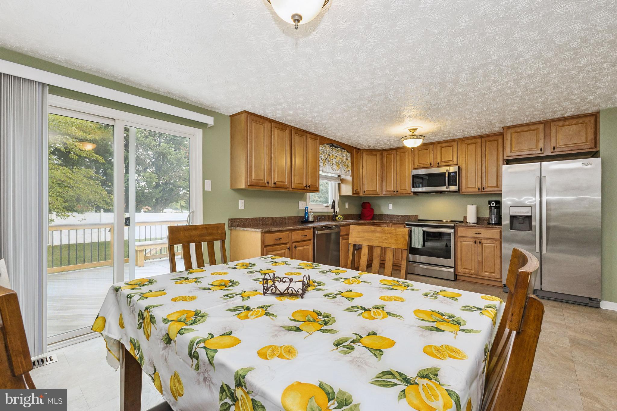 GLADE MANOR - Residential