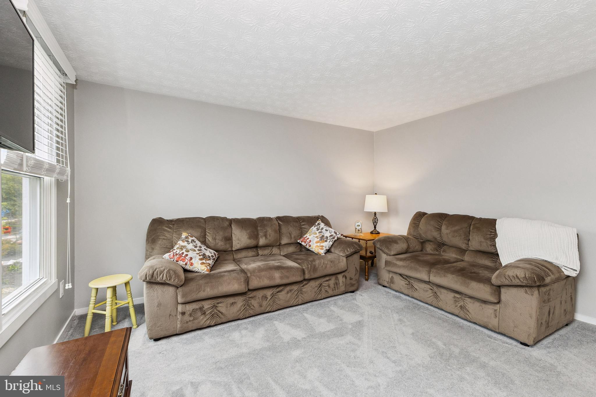 GLADE MANOR - Residential