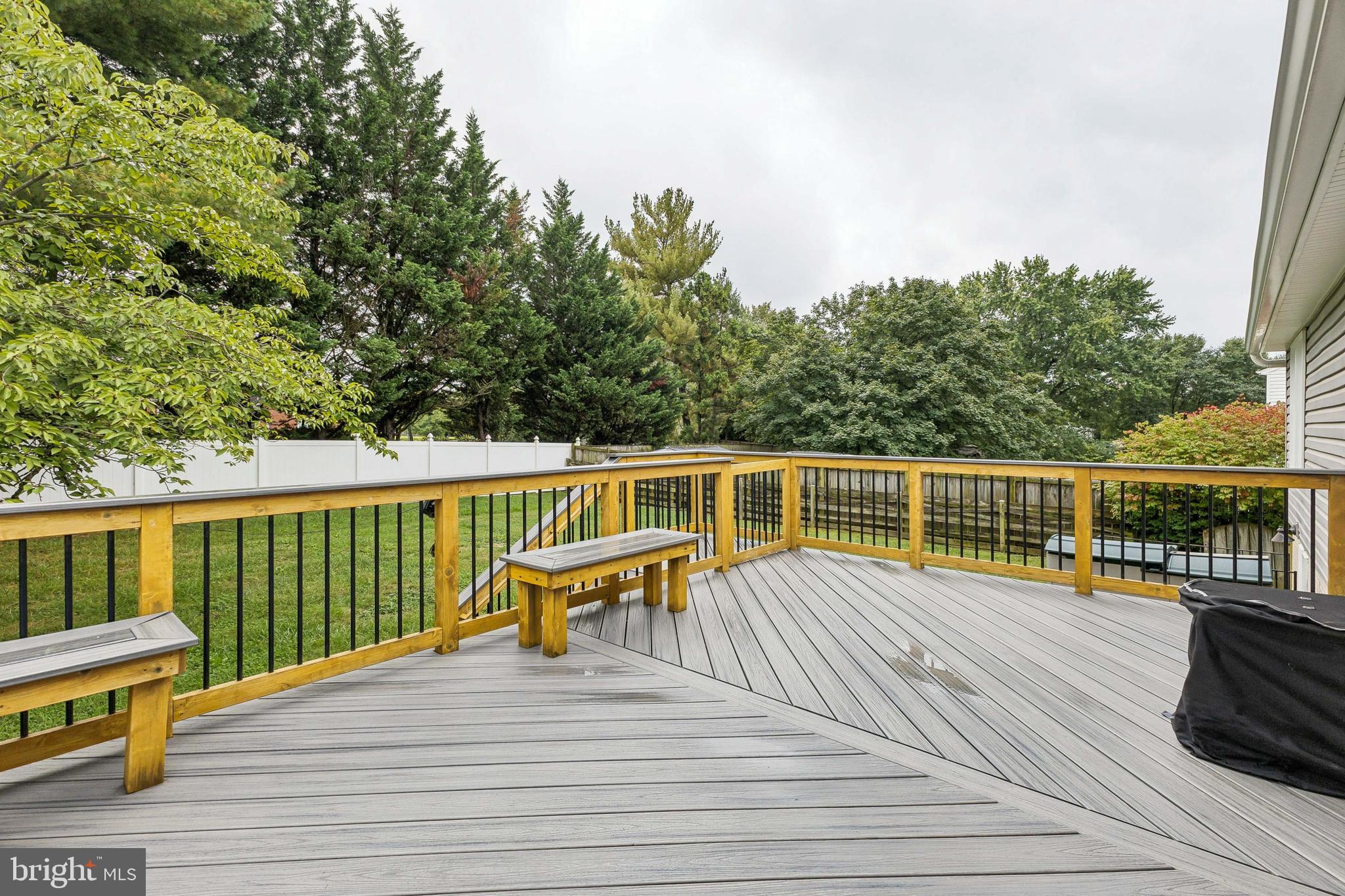 GLADE MANOR - Residential