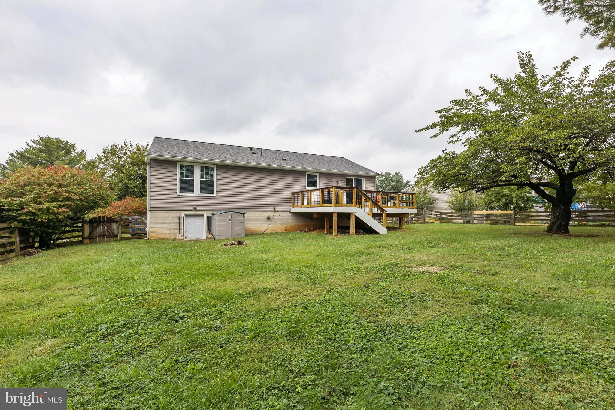 GLADE MANOR - Residential