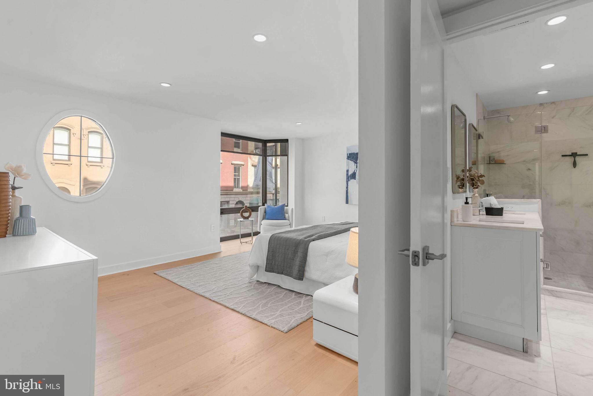 RITTENHOUSE SQUARE - Residential