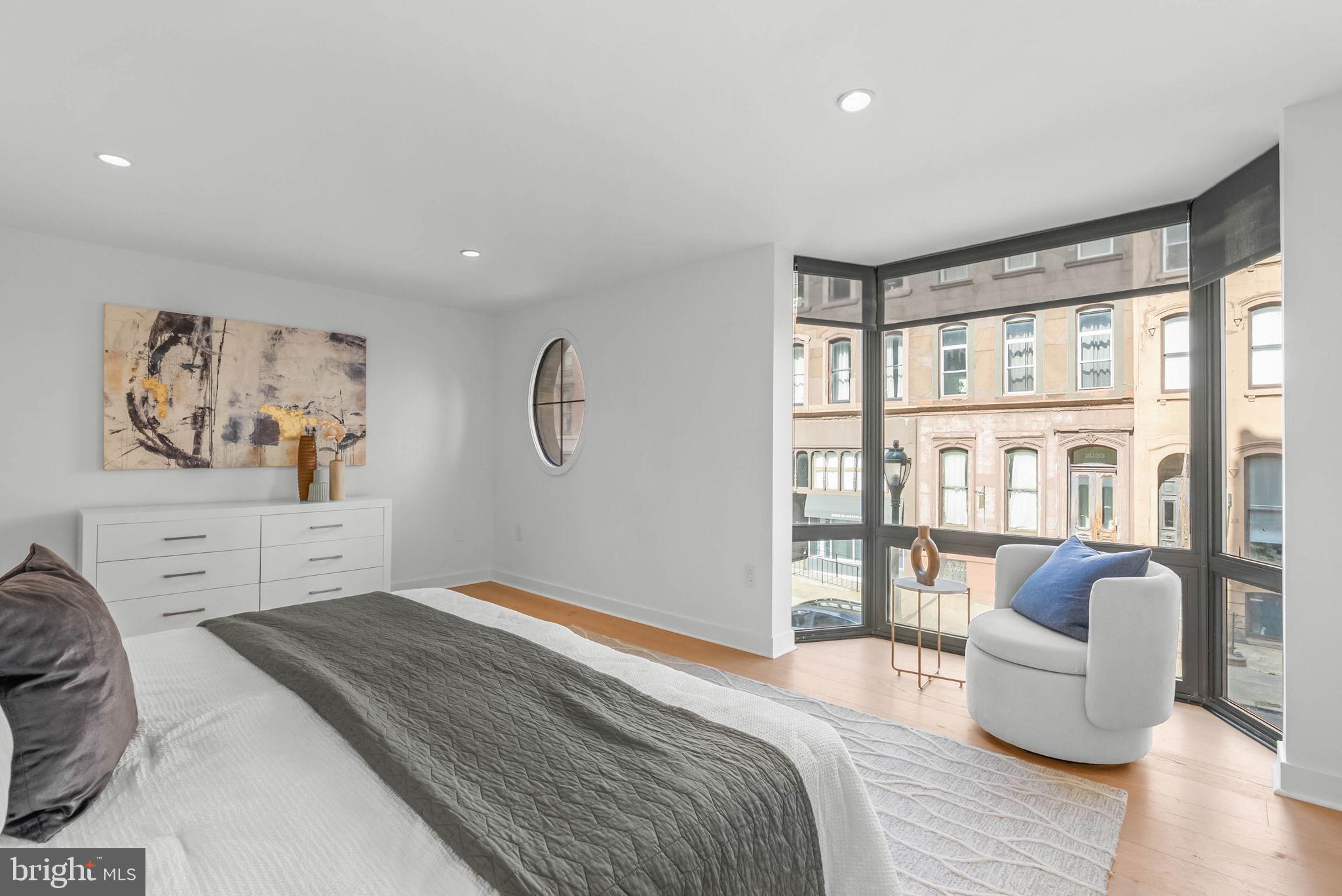 RITTENHOUSE SQUARE - Residential