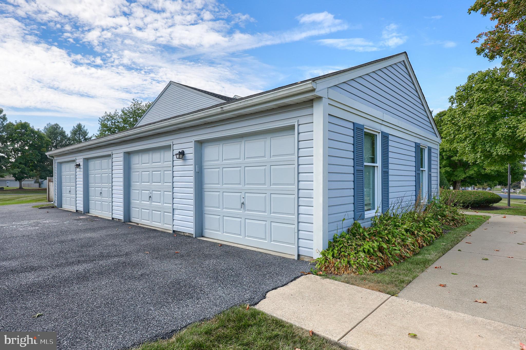 ASHLEA VILLAGE - Residential