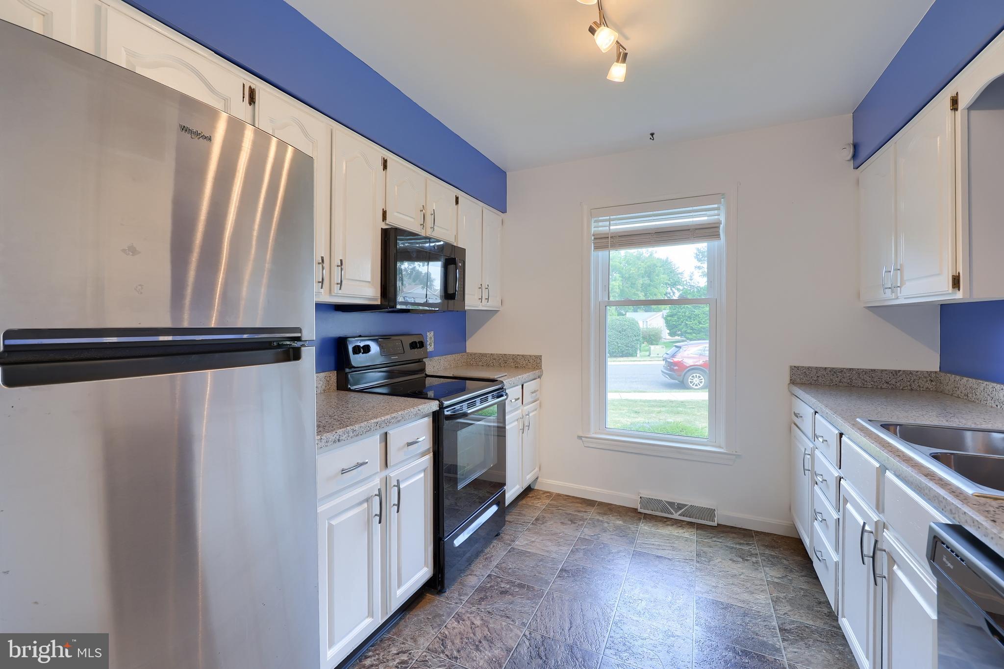 ASHLEA VILLAGE - Residential