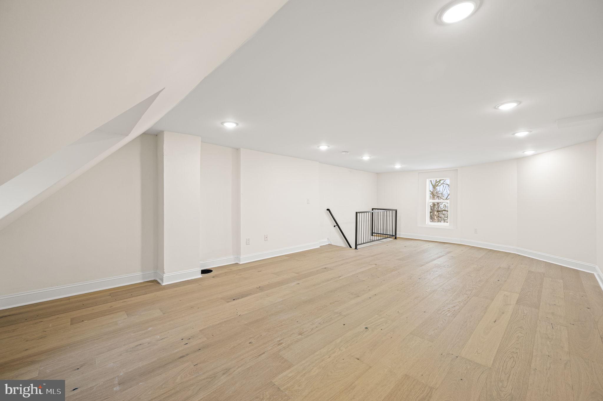 KINGSESSING - Residential