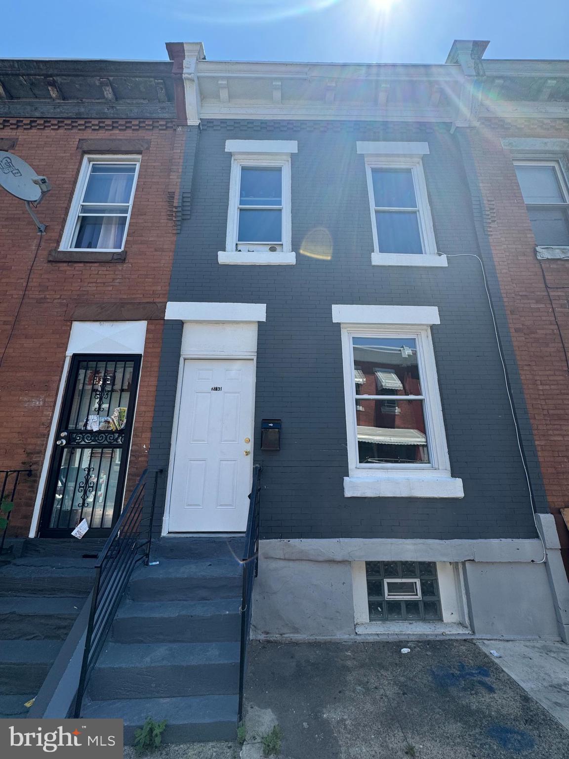 Available now at 2751 N Hemberger St, this 3-bedroom, 1-bathroom home offers a solid opportunity in North Central Philadelphia. The property was semi-recently renovated and features a practical layout with spacious living areas and bedrooms.
Sold in as-is condition and will be delivered vacant at closing, making it a great option for investors or buyers looking to add personal updates.
Contact to schedule a showing today!