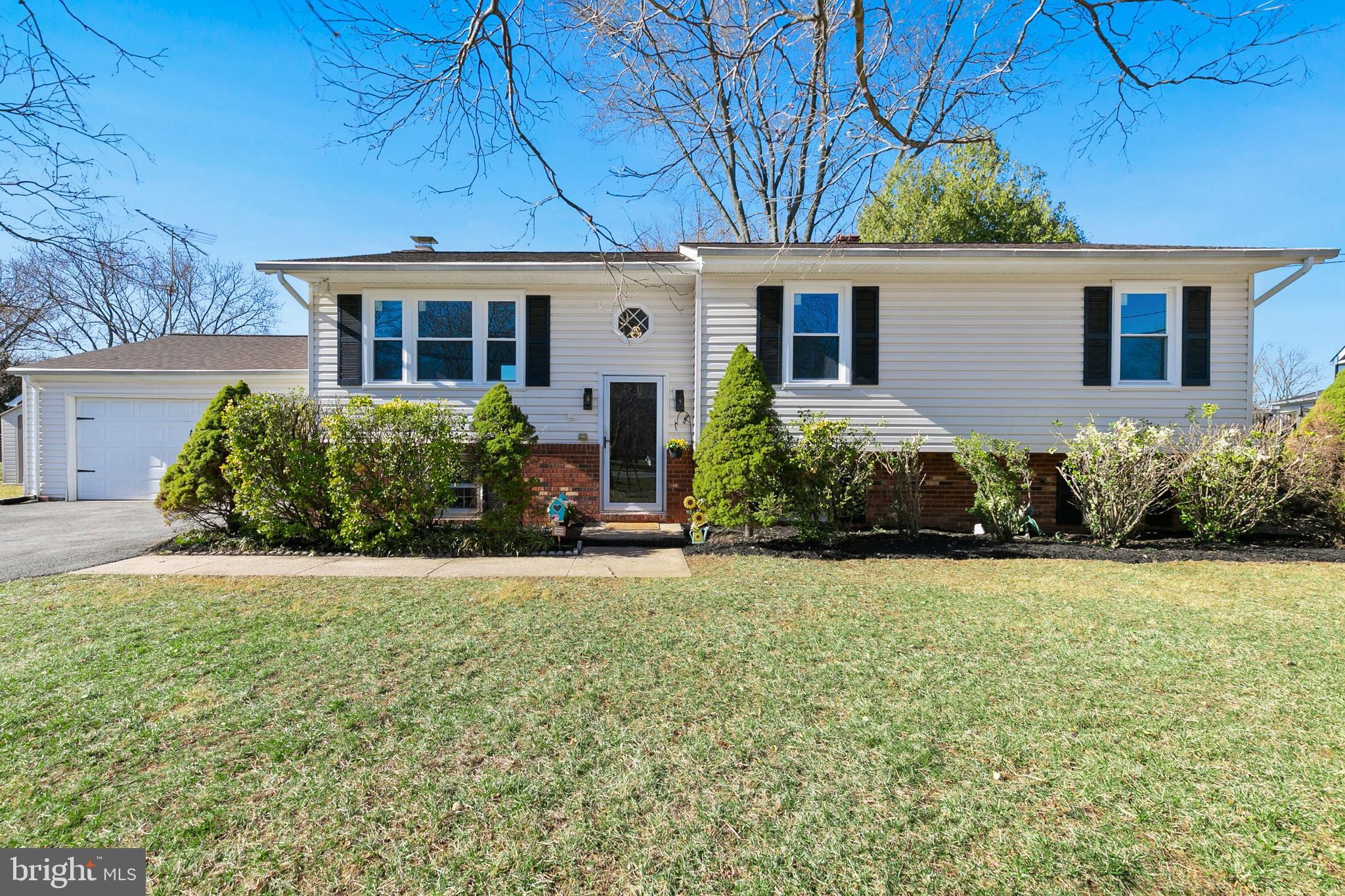 HAMMOND VILLAGE - Residential