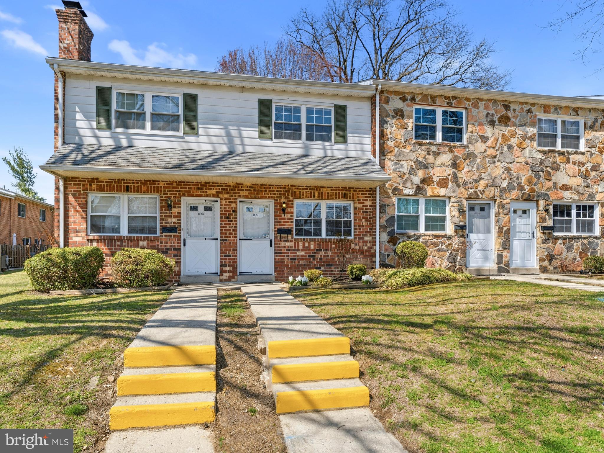 GLEN ESTS - Residential