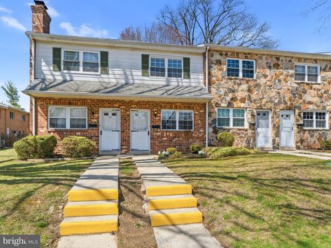 1334 ROLLING GLEN DRIVE 22 UPPER CHICHESTER PA 19061