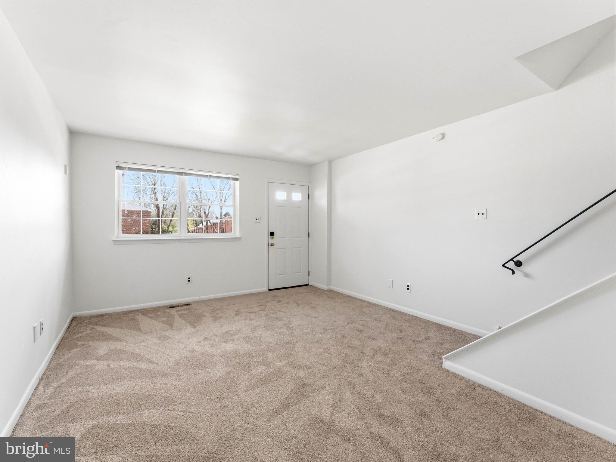 GLEN ESTS - Residential