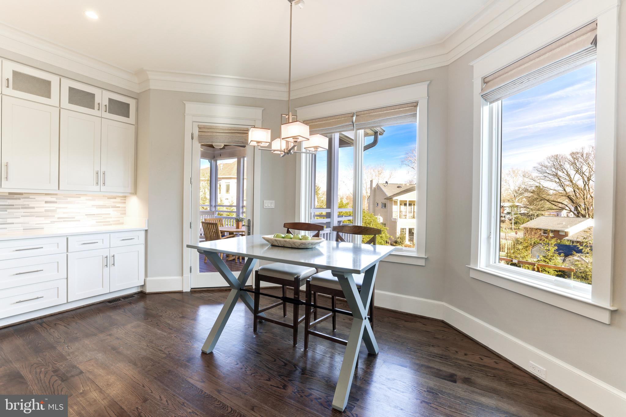 BROYHILLS MCLEAN ESTATES - Residential