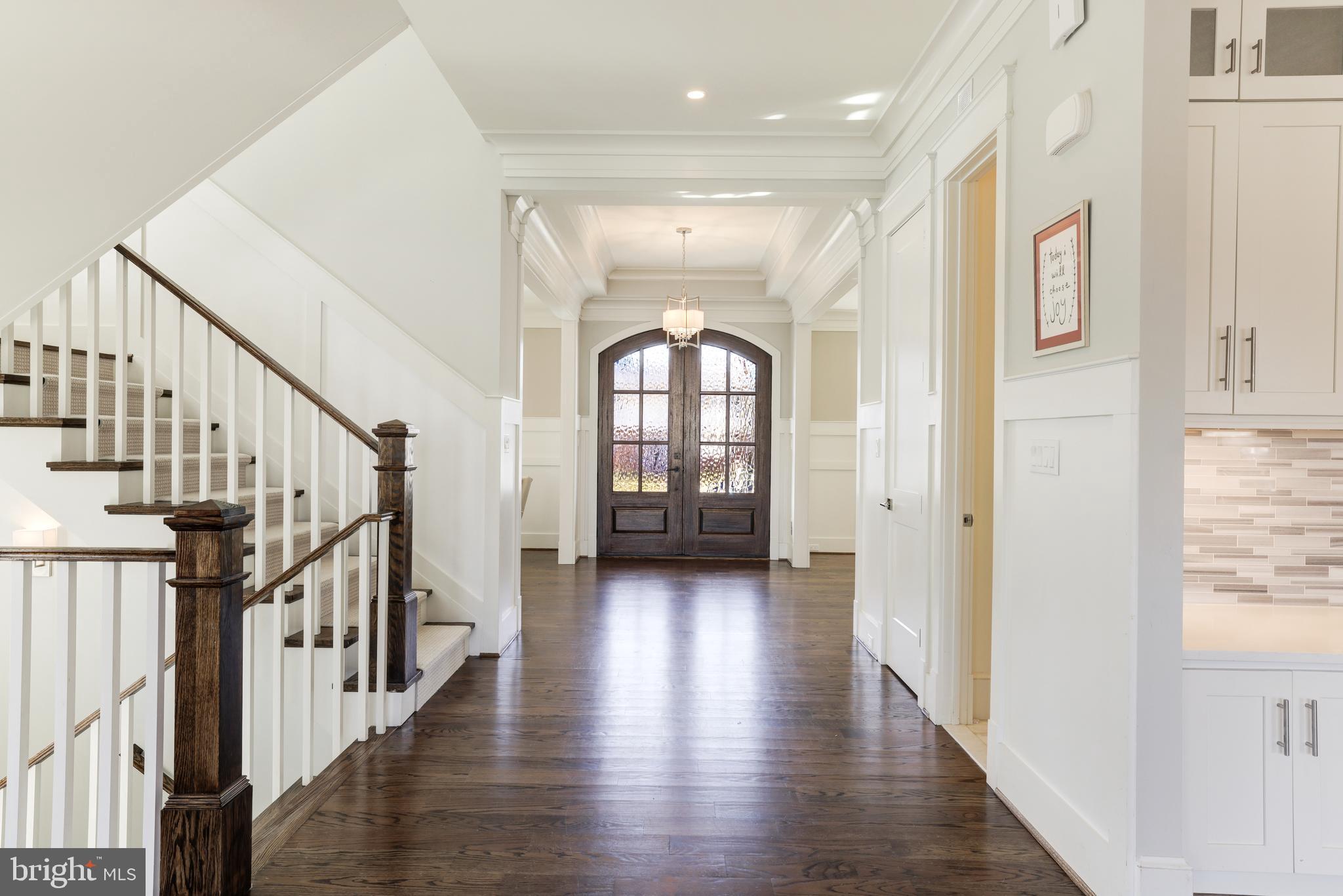 BROYHILLS MCLEAN ESTATES - Residential