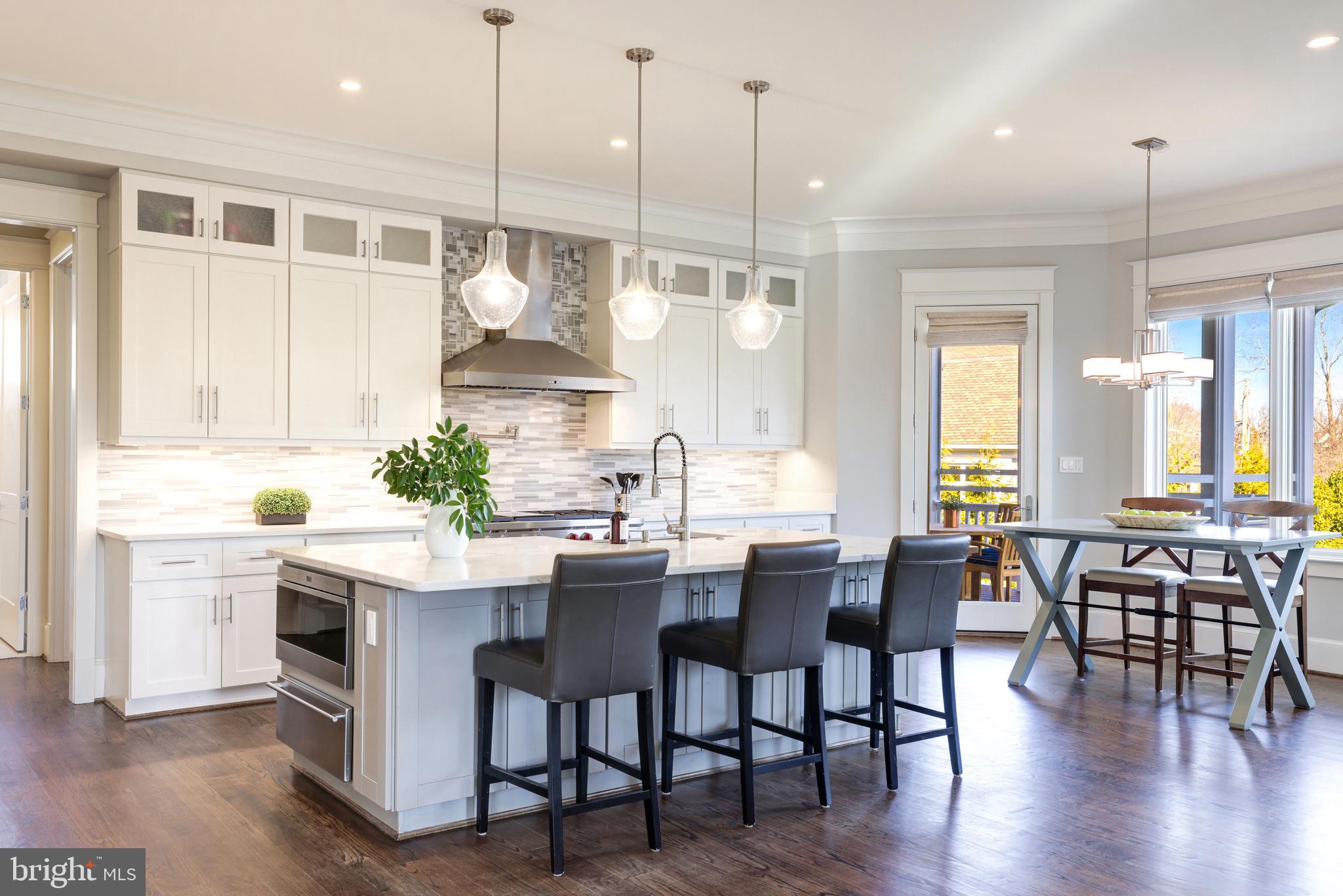 BROYHILLS MCLEAN ESTATES - Residential