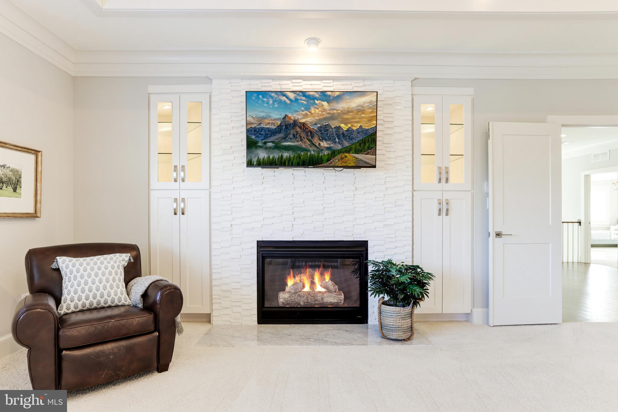 BROYHILLS MCLEAN ESTATES - Residential