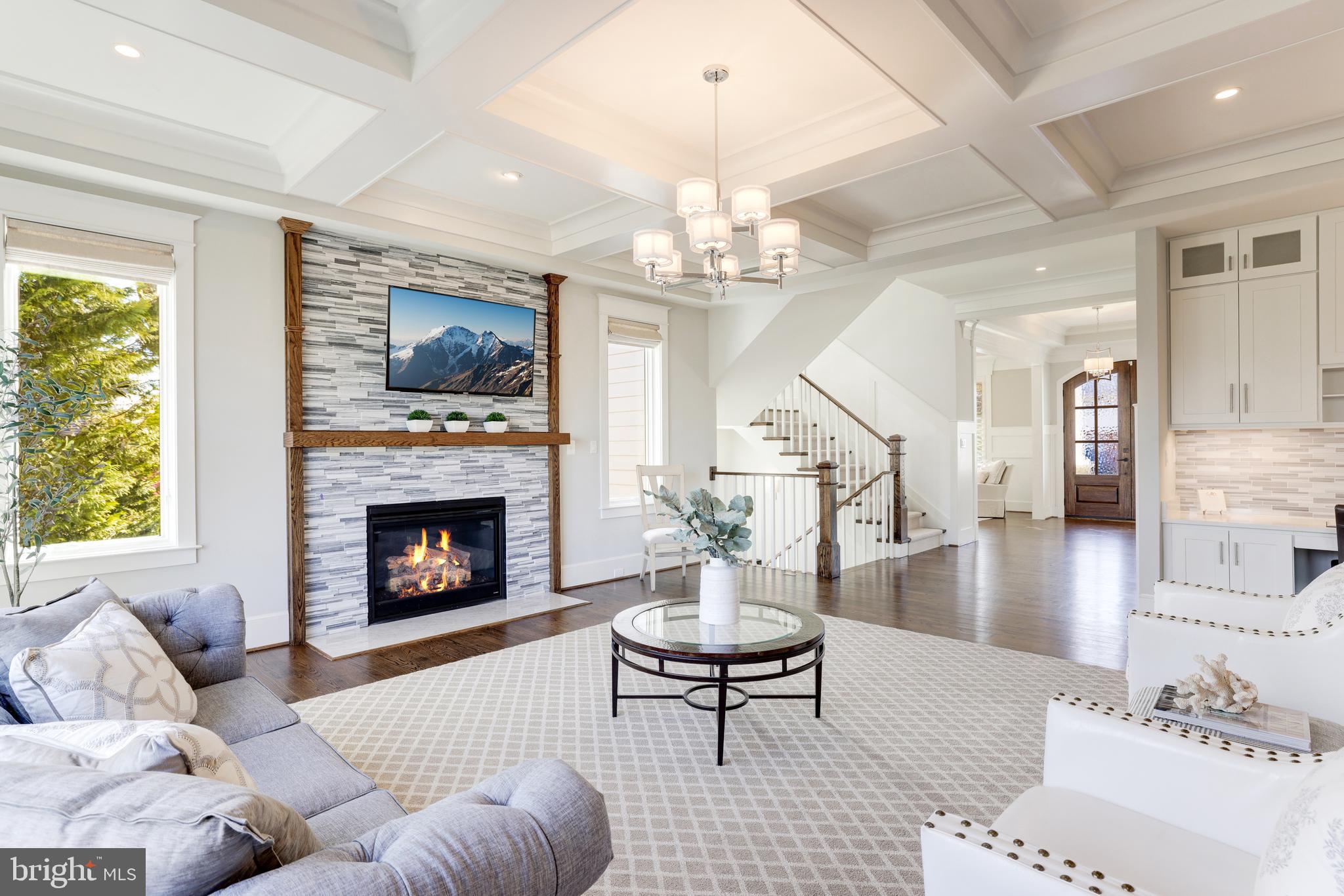 BROYHILLS MCLEAN ESTATES - Residential