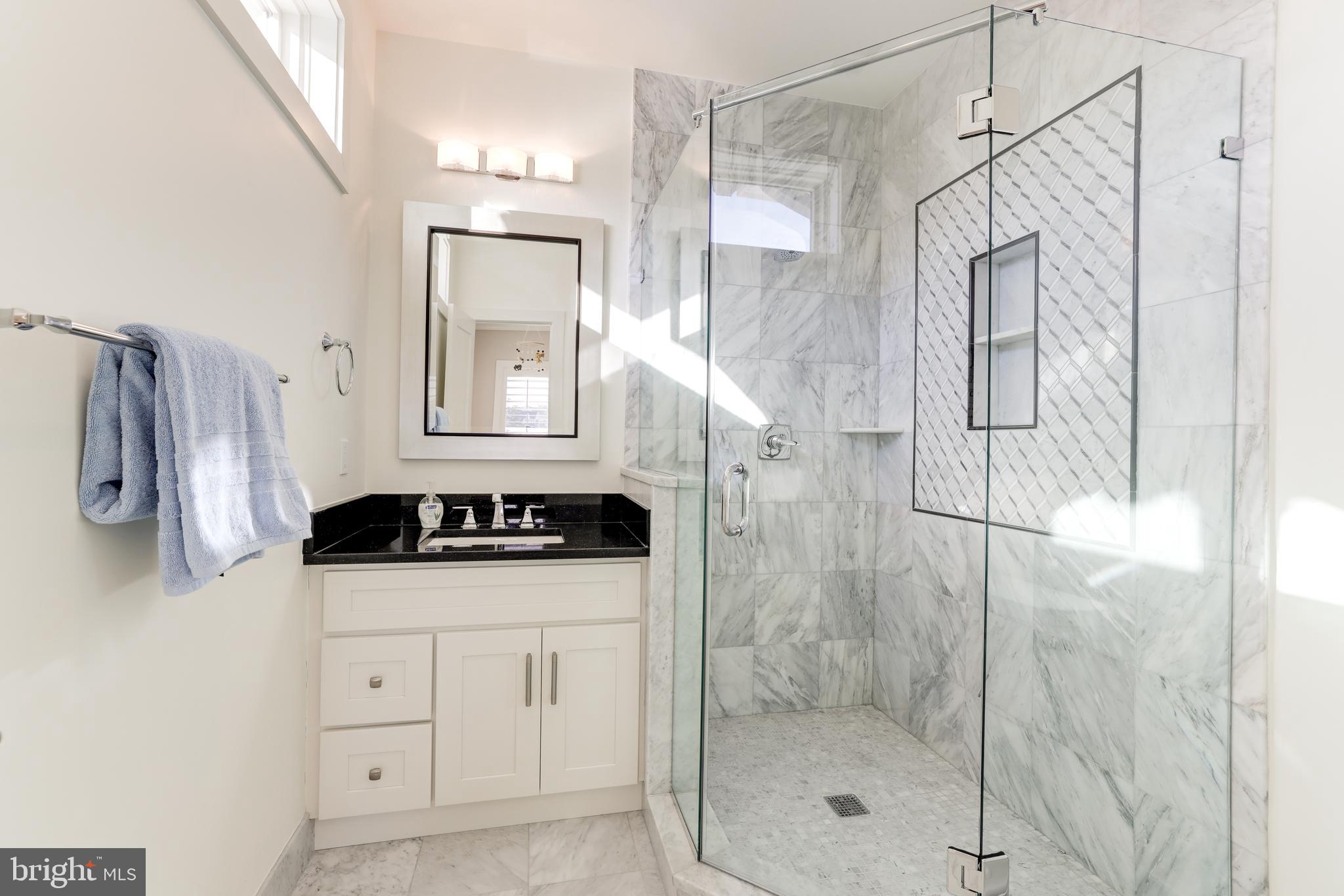 BROYHILLS MCLEAN ESTATES - Residential