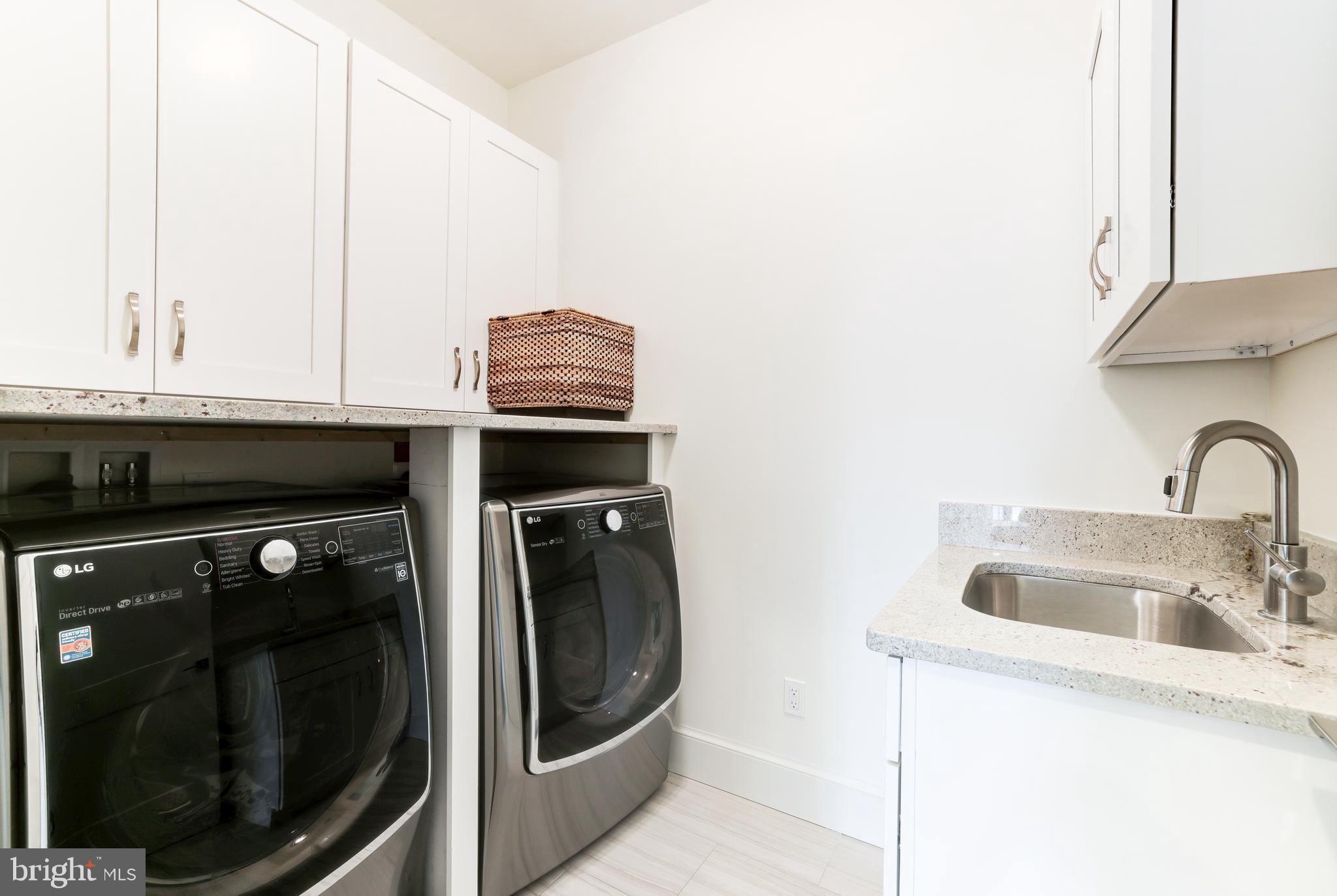 BROYHILLS MCLEAN ESTATES - Residential