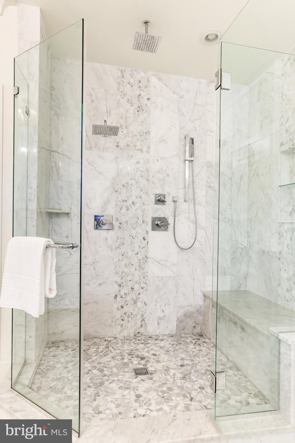 BROYHILLS MCLEAN ESTATES - Residential