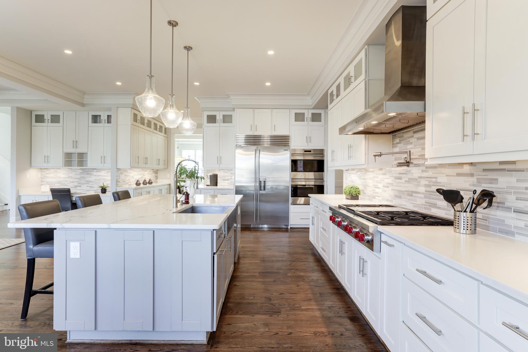 BROYHILLS MCLEAN ESTATES - Residential