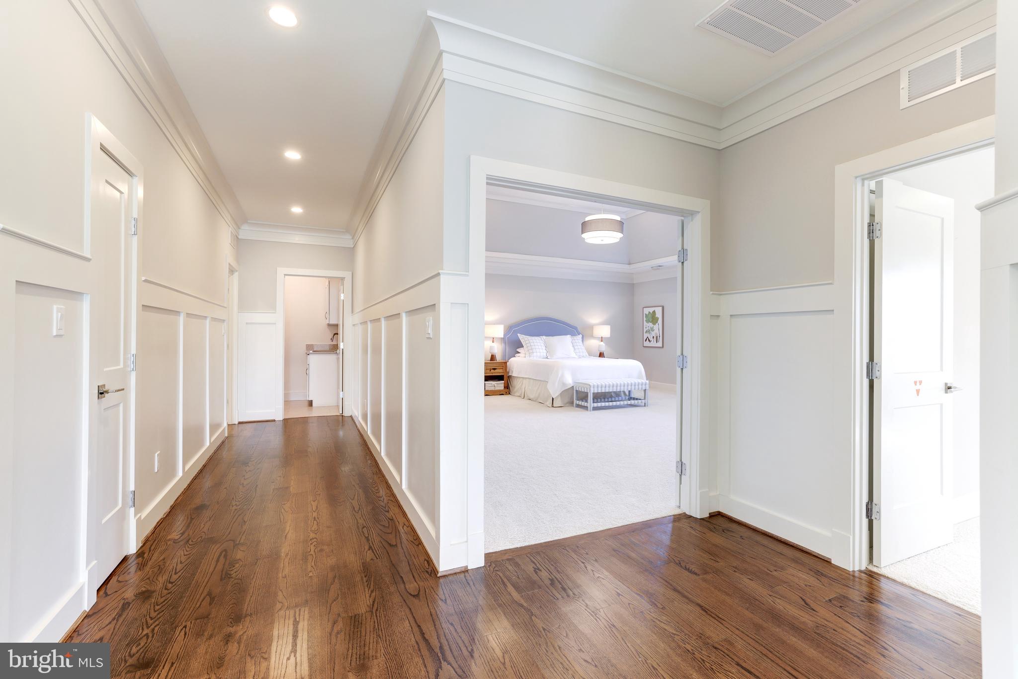 BROYHILLS MCLEAN ESTATES - Residential