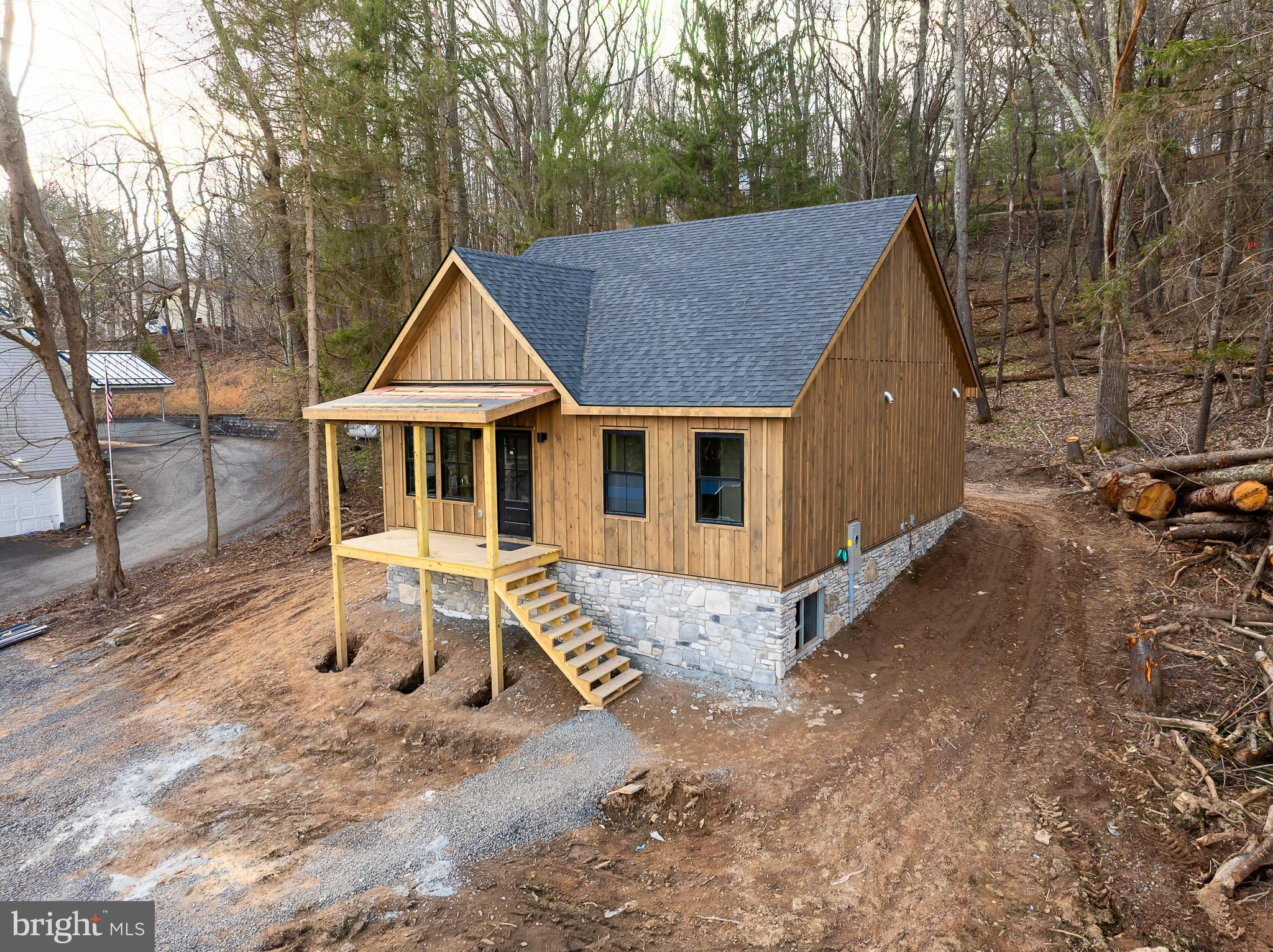 226 N HAMMOND STREET