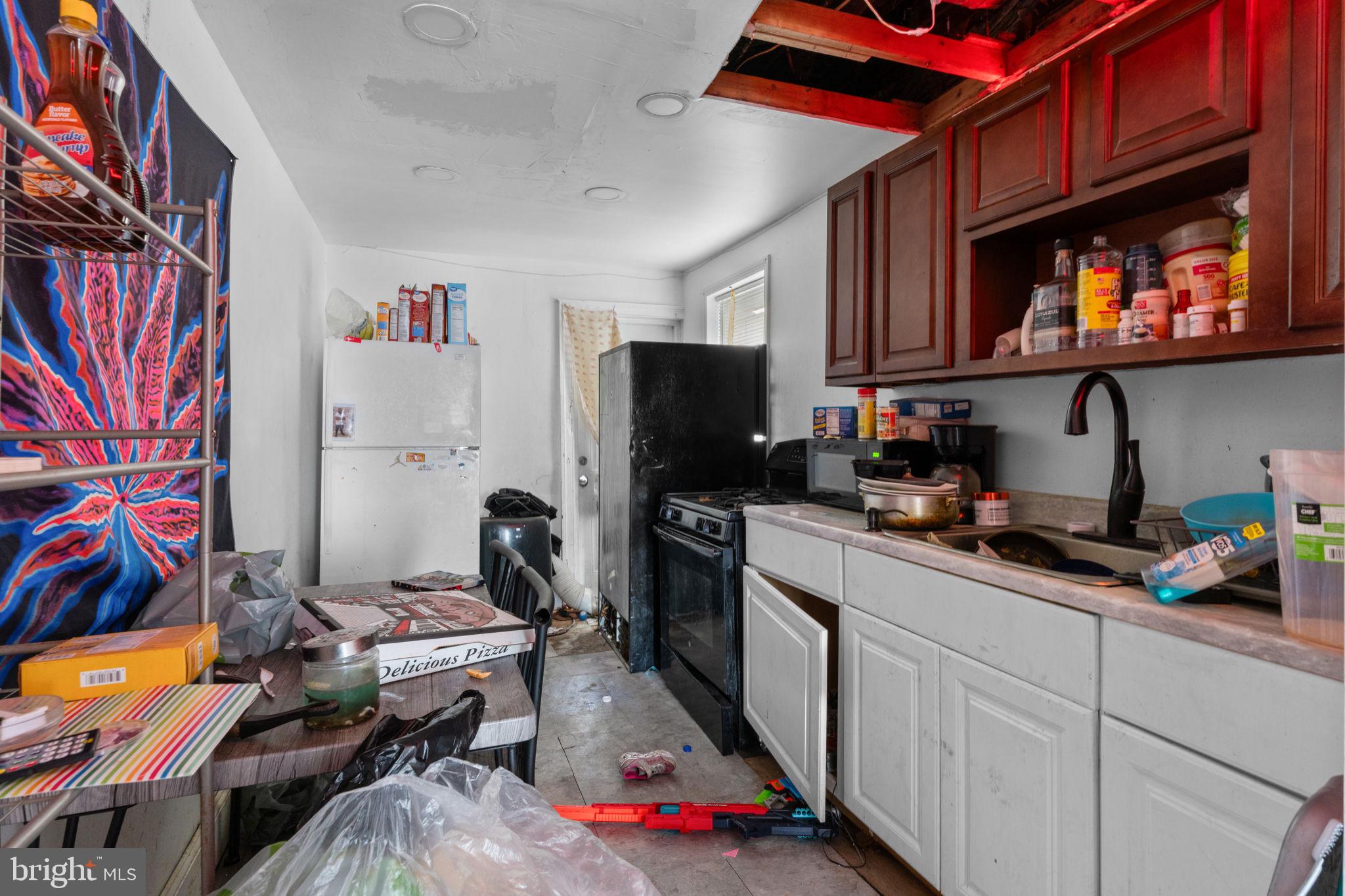 KENSINGTON - Residential