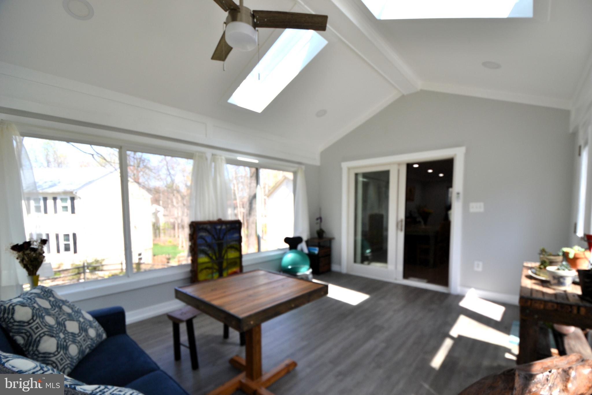 BURKE CENTRE - Residential