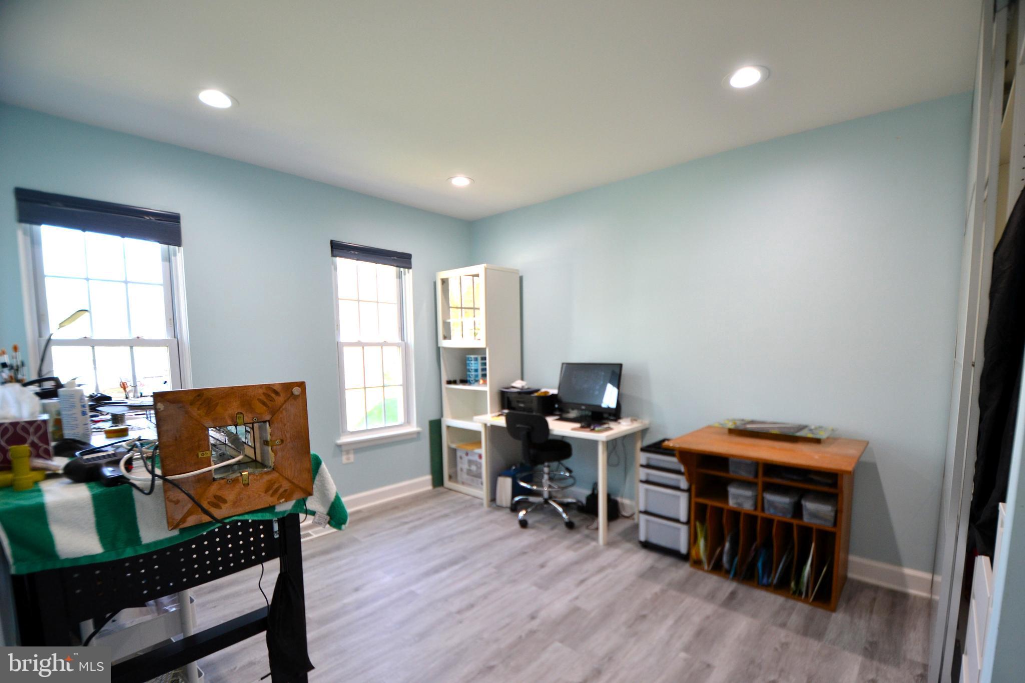 BURKE CENTRE - Residential