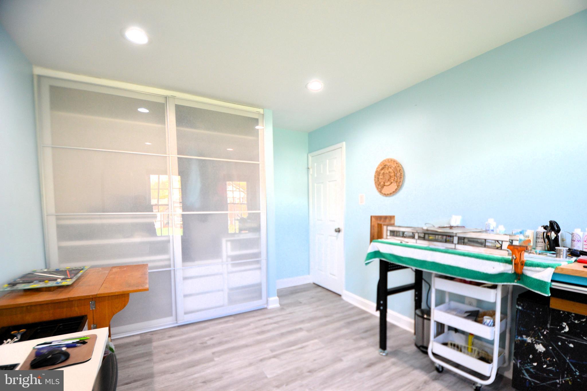 BURKE CENTRE - Residential