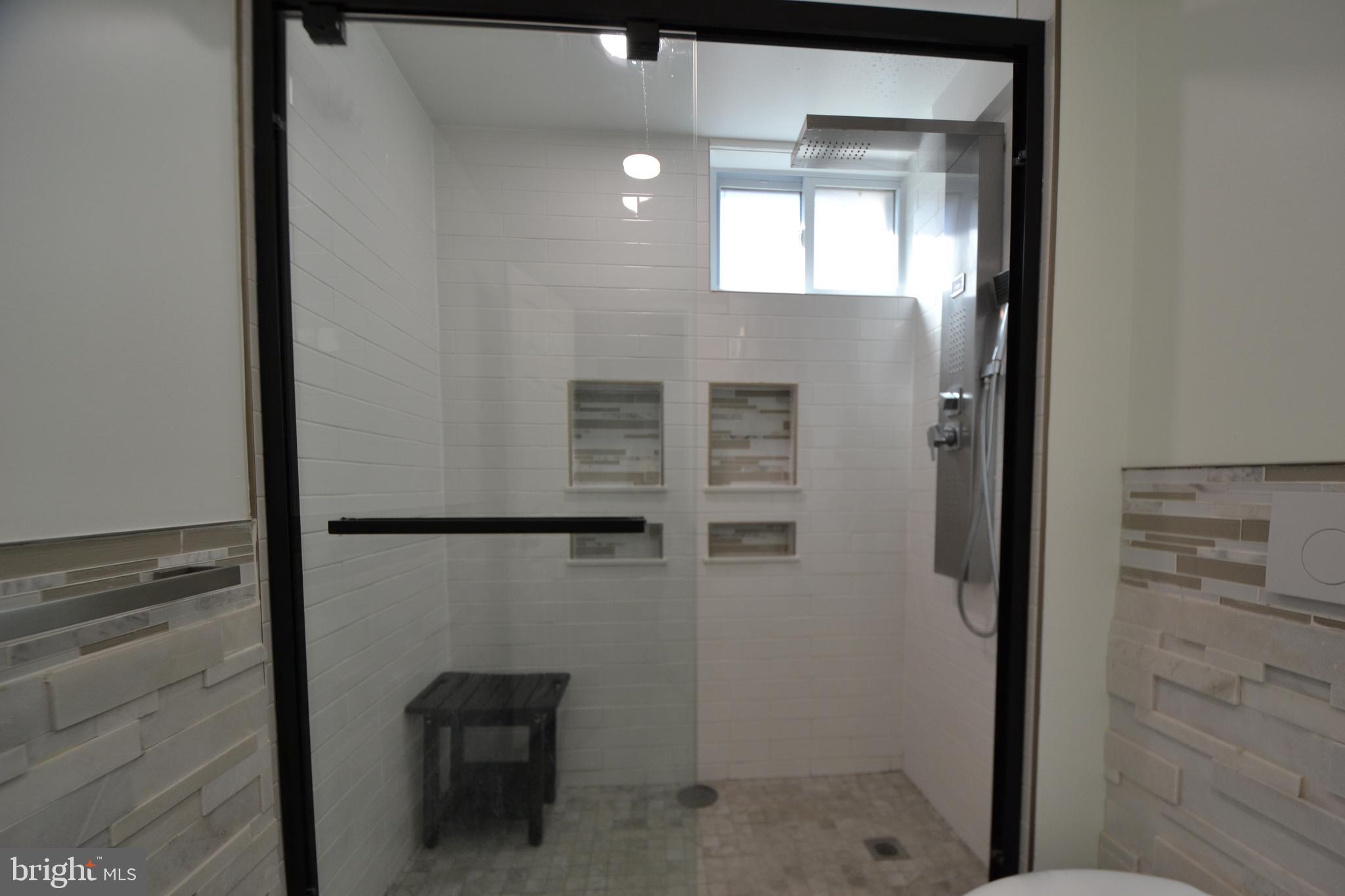 BURKE CENTRE - Residential