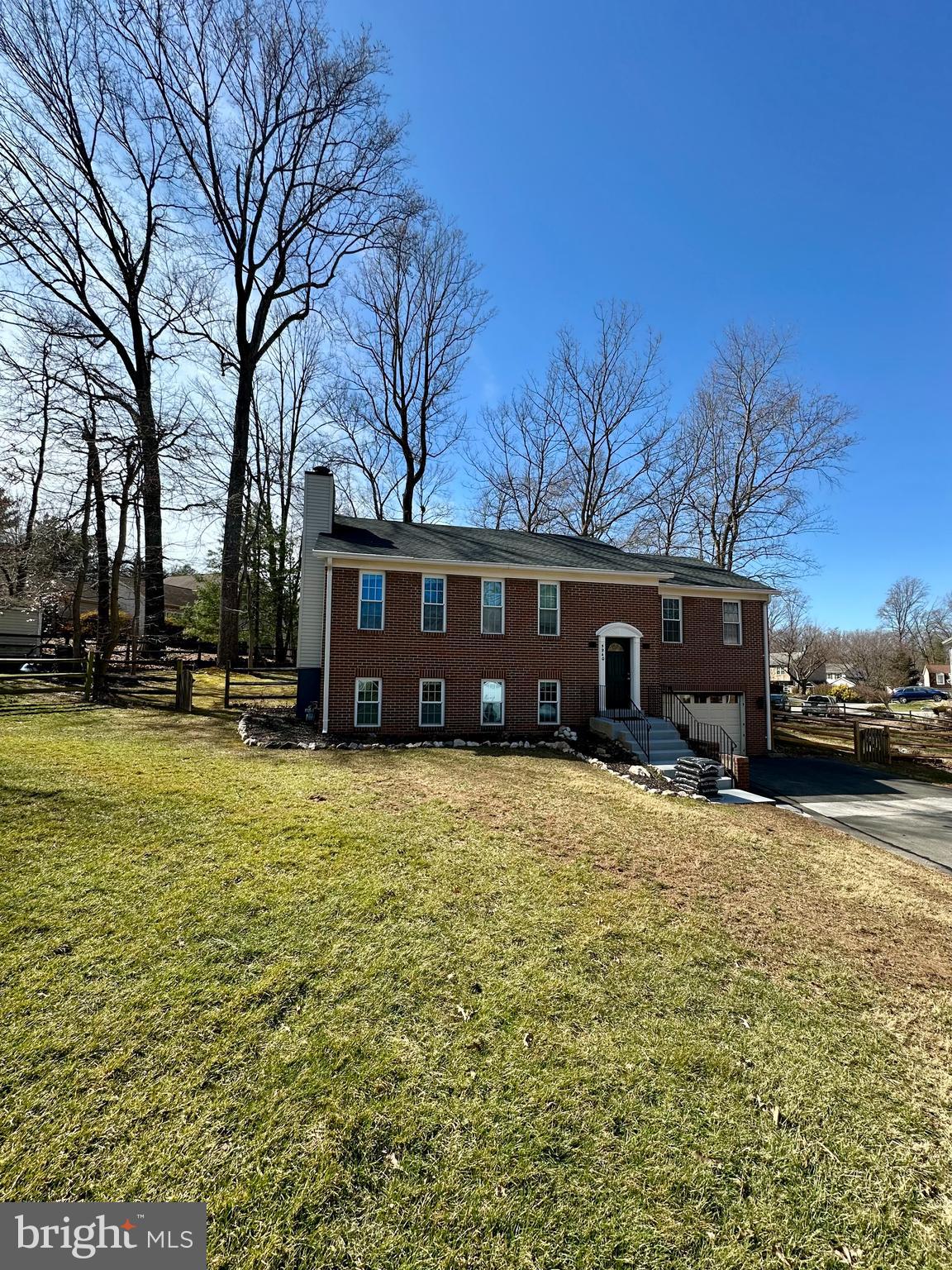 BURKE CENTRE - Residential