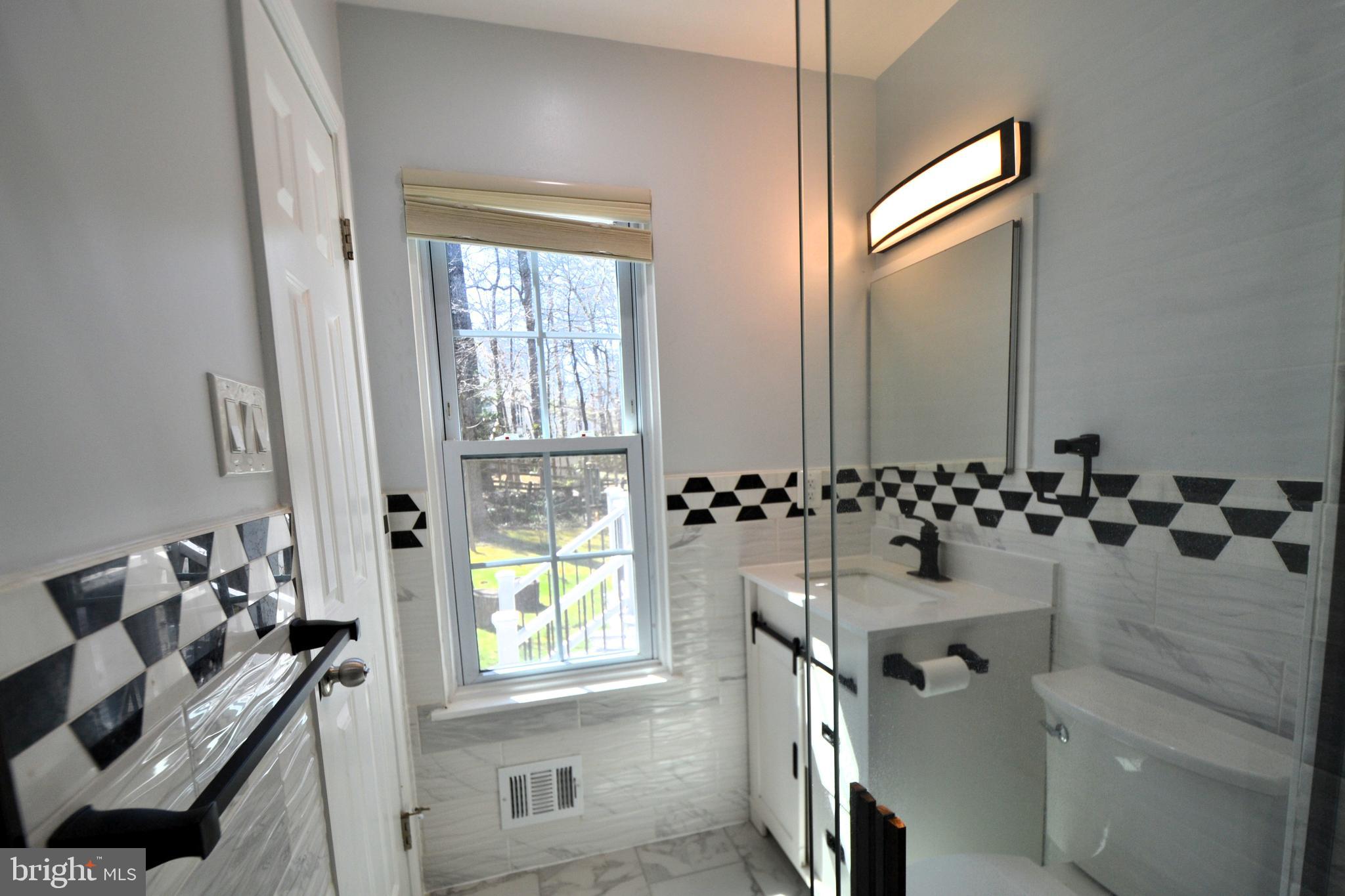 BURKE CENTRE - Residential