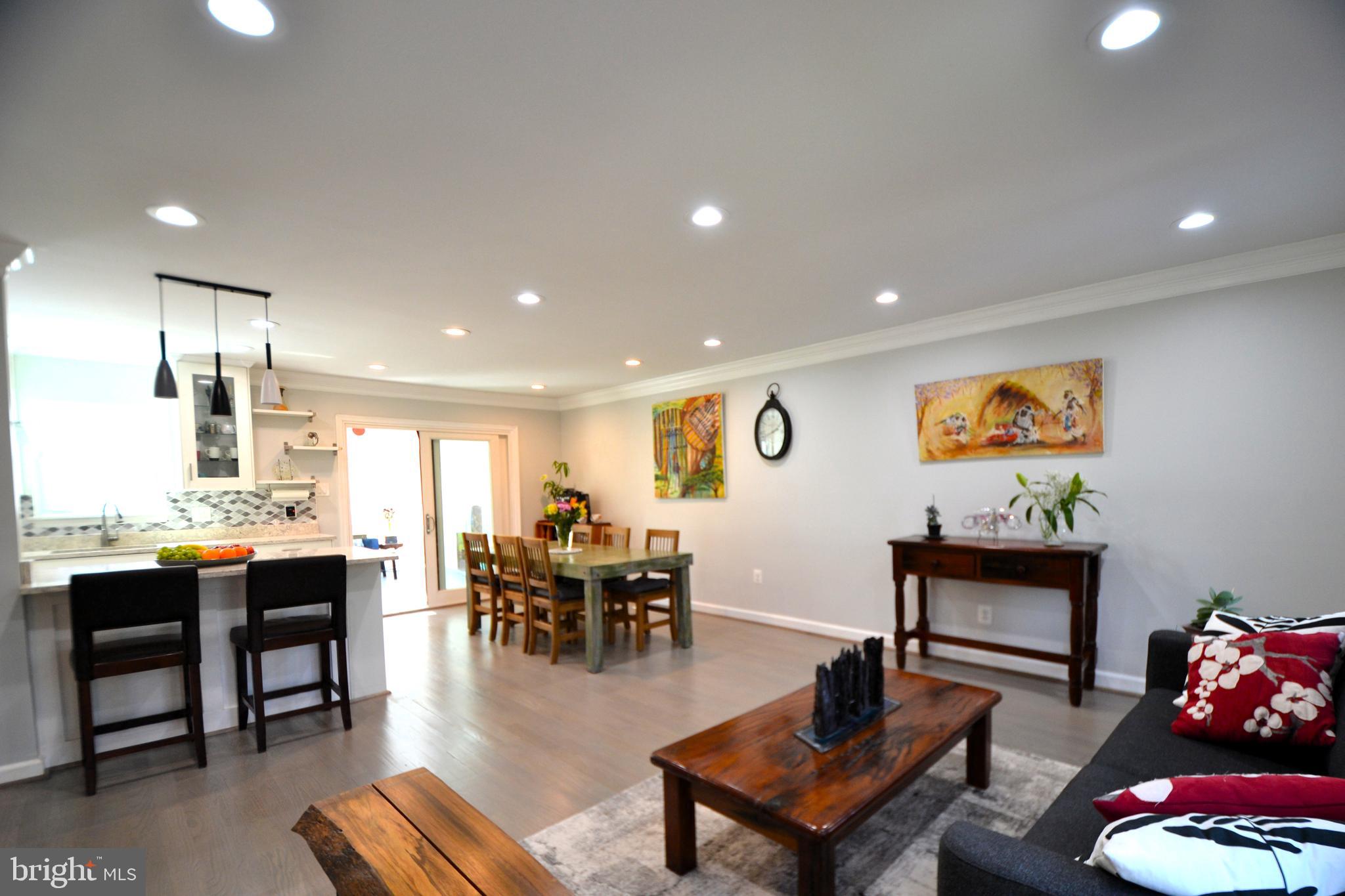 BURKE CENTRE - Residential