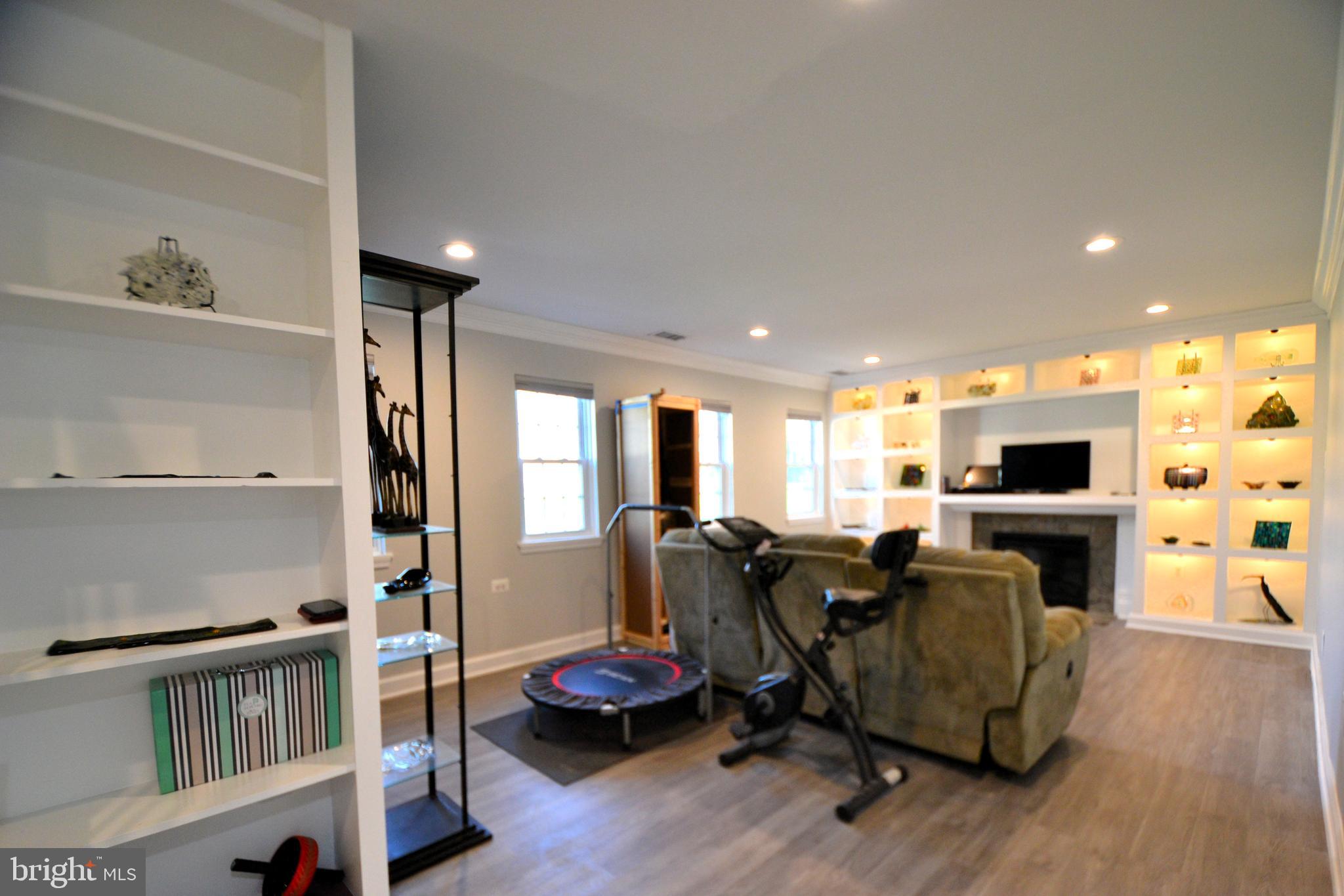 BURKE CENTRE - Residential