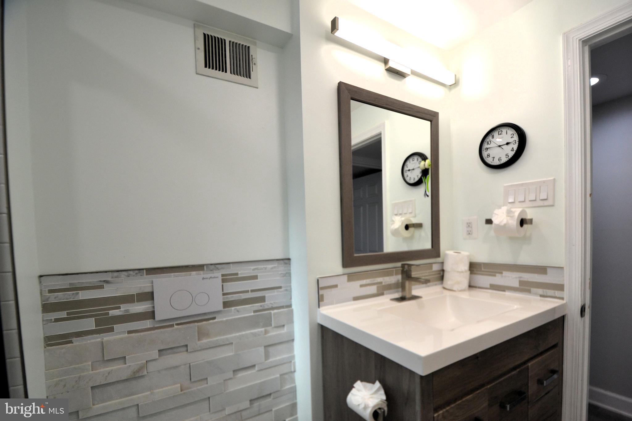 BURKE CENTRE - Residential