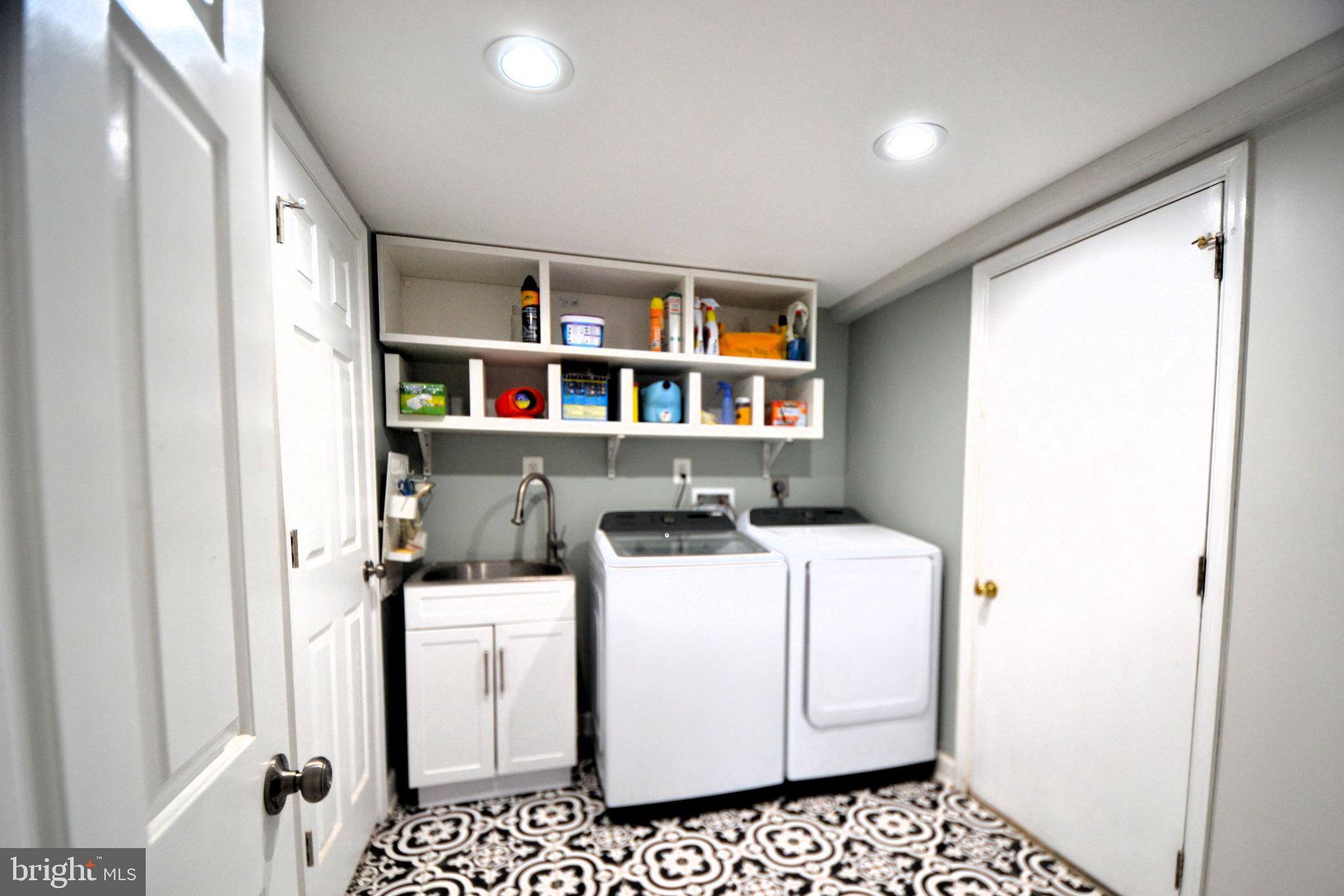 BURKE CENTRE - Residential