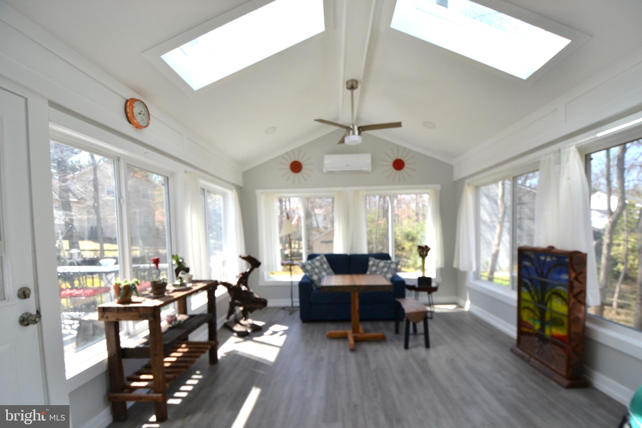 BURKE CENTRE - Residential