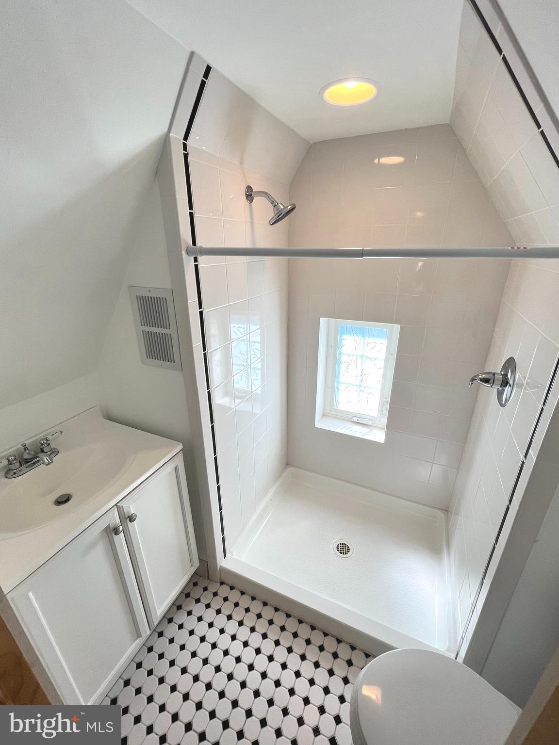 RODGERS FORGE - Residential Lease