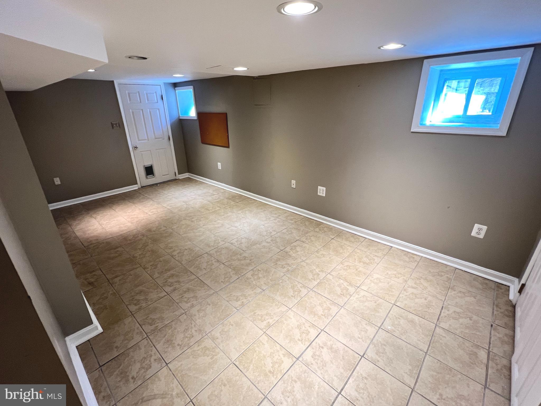 RODGERS FORGE - Residential Lease